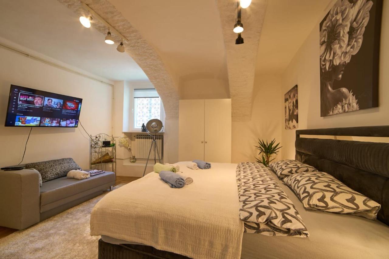 Downtown Secret Apartment Zagreb Exterior photo